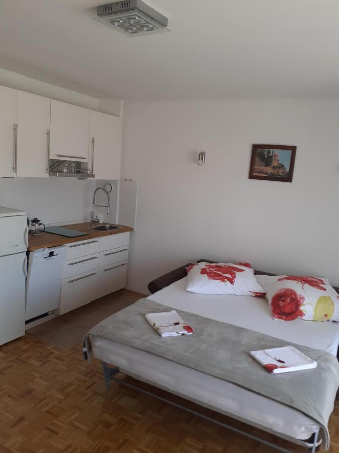 Apartmani Kramar Selce Eksteriør billede